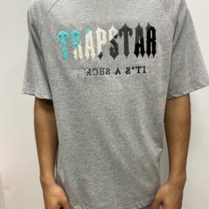 Trapstar mens shorts and t shirt set